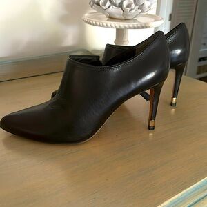 Tory Burch heeled bootie, size 8.5, black leather